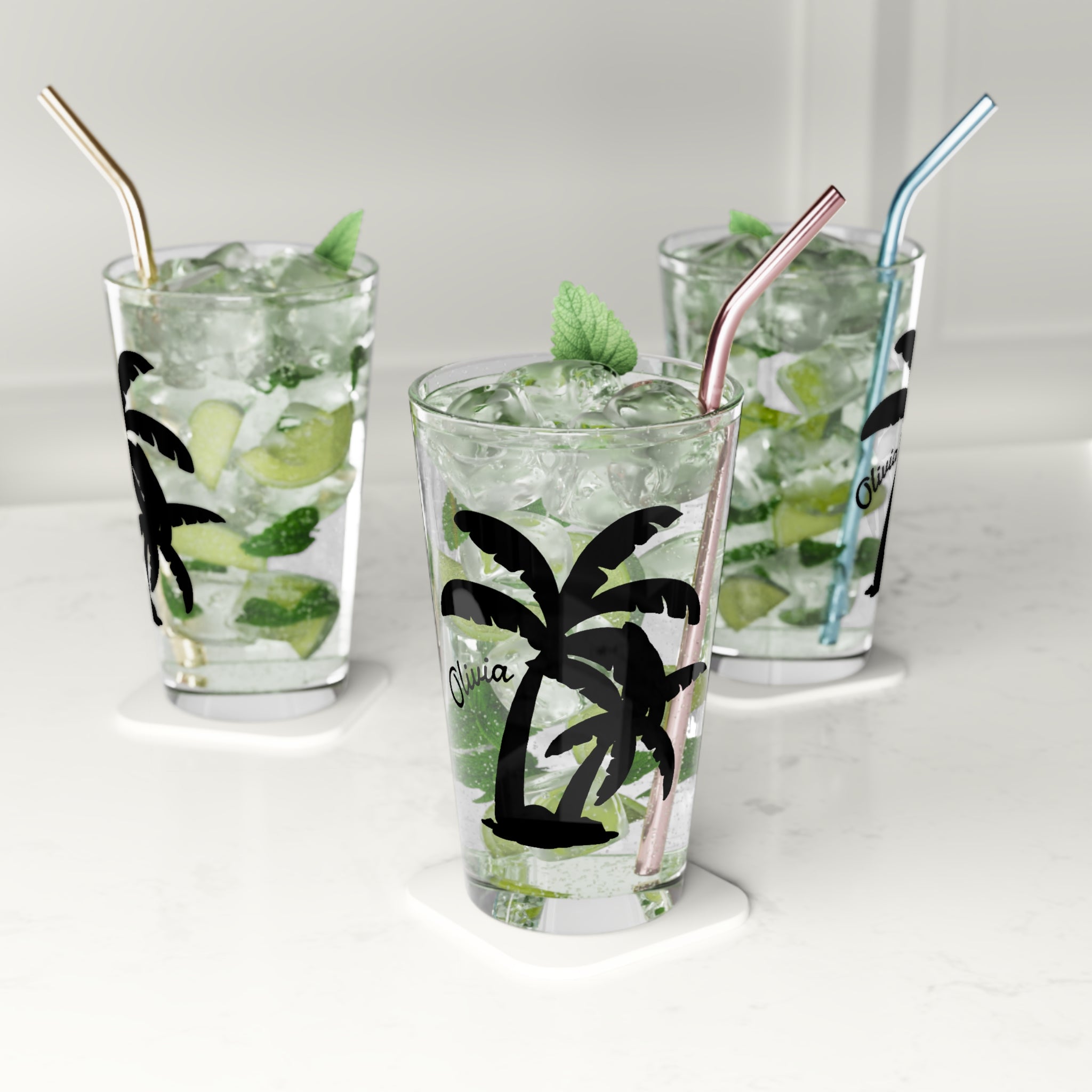 Personalized Palm Tree Pint Glass  Custom Name Tropical Beer Glass  Beach Lover Gift, Summer Barware, Vacation Vibes Cup